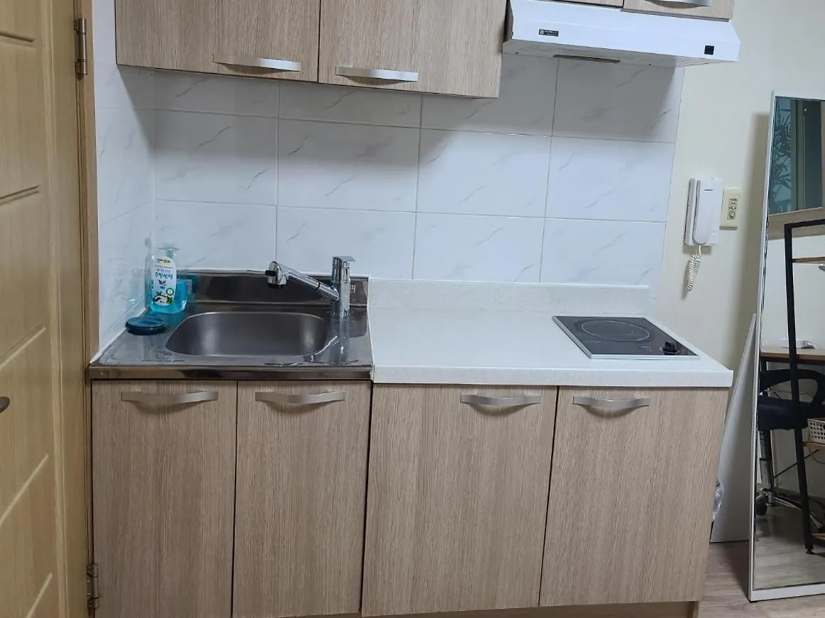 Hongdae, Sinchon Yeonhui House Hotel Seoul Gæstehus