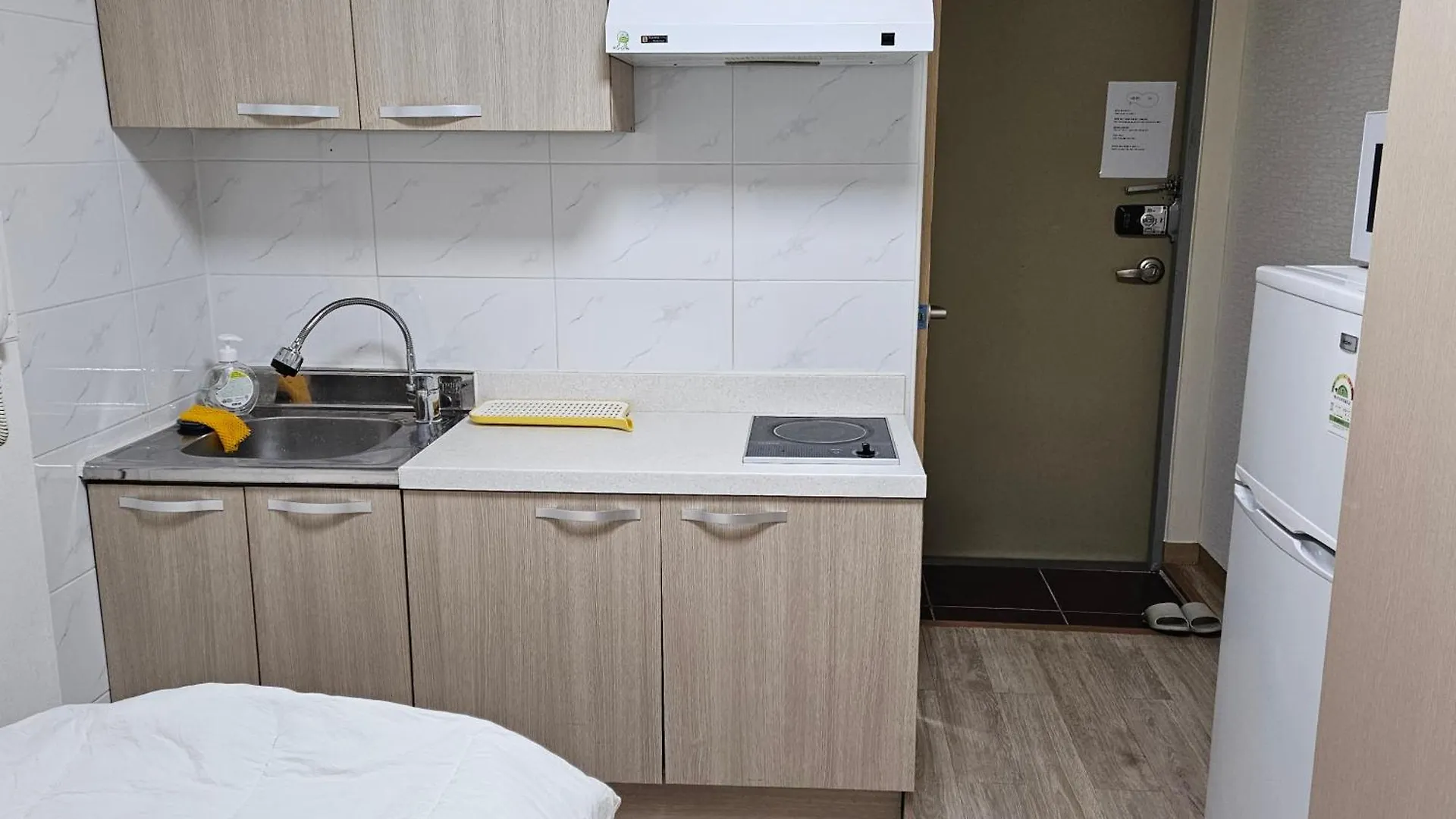 Hongdae, Sinchon Yeonhui House Hotel Seoul 0*,  South Korea